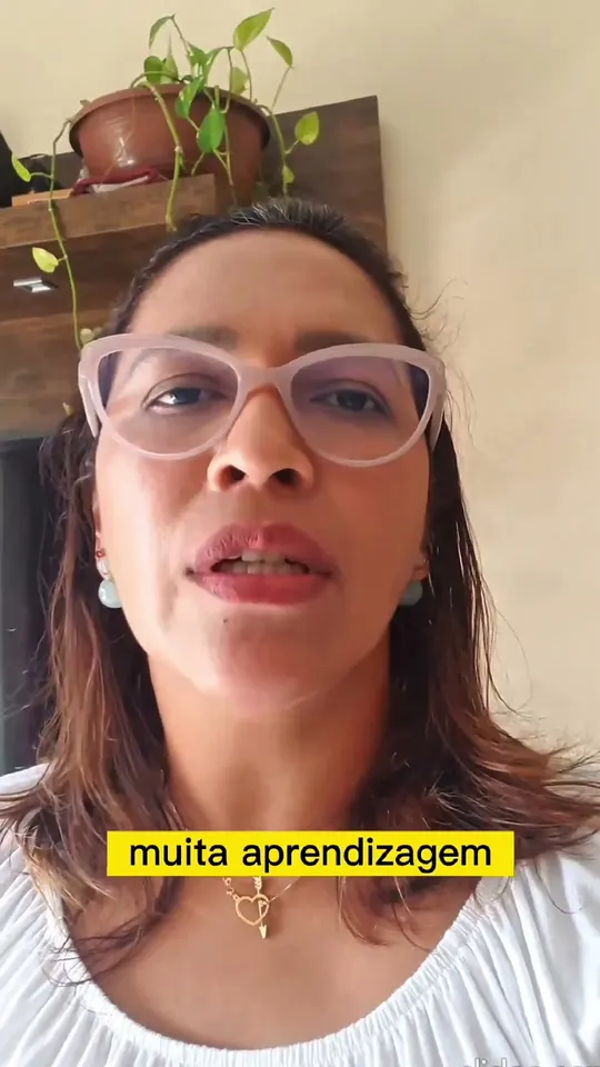 Depoimento em vídeo de aluna do Qualifica SUAS